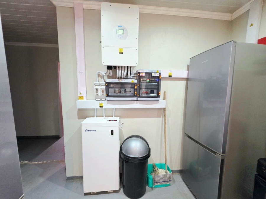 11 Bedroom Property for Sale in Brandwag Free State